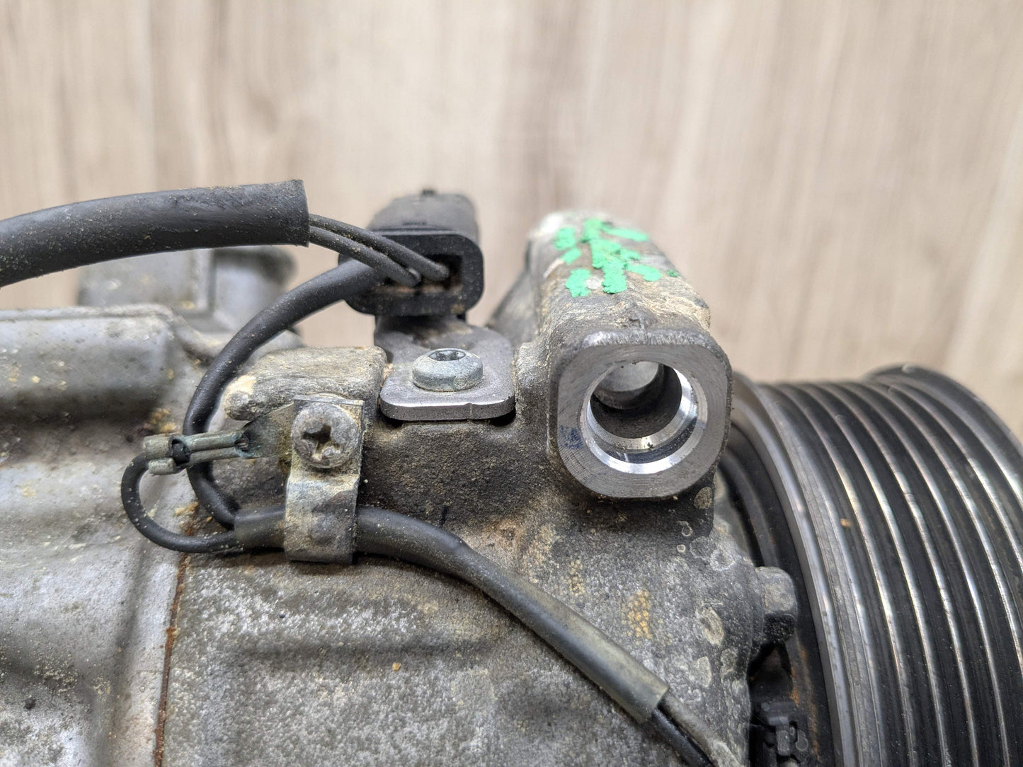 OEM BMW F90 F93 G05 G07 G12 G16 G30 AC Compressor Clutch Pump W/ Pulley N63 S63