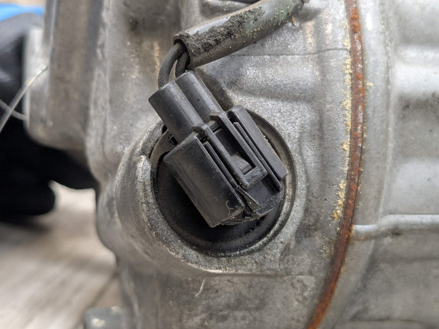 OEM BMW F90 F93 G05 G07 G12 G16 G30 AC Compressor Clutch Pump W/ Pulley N63 S63