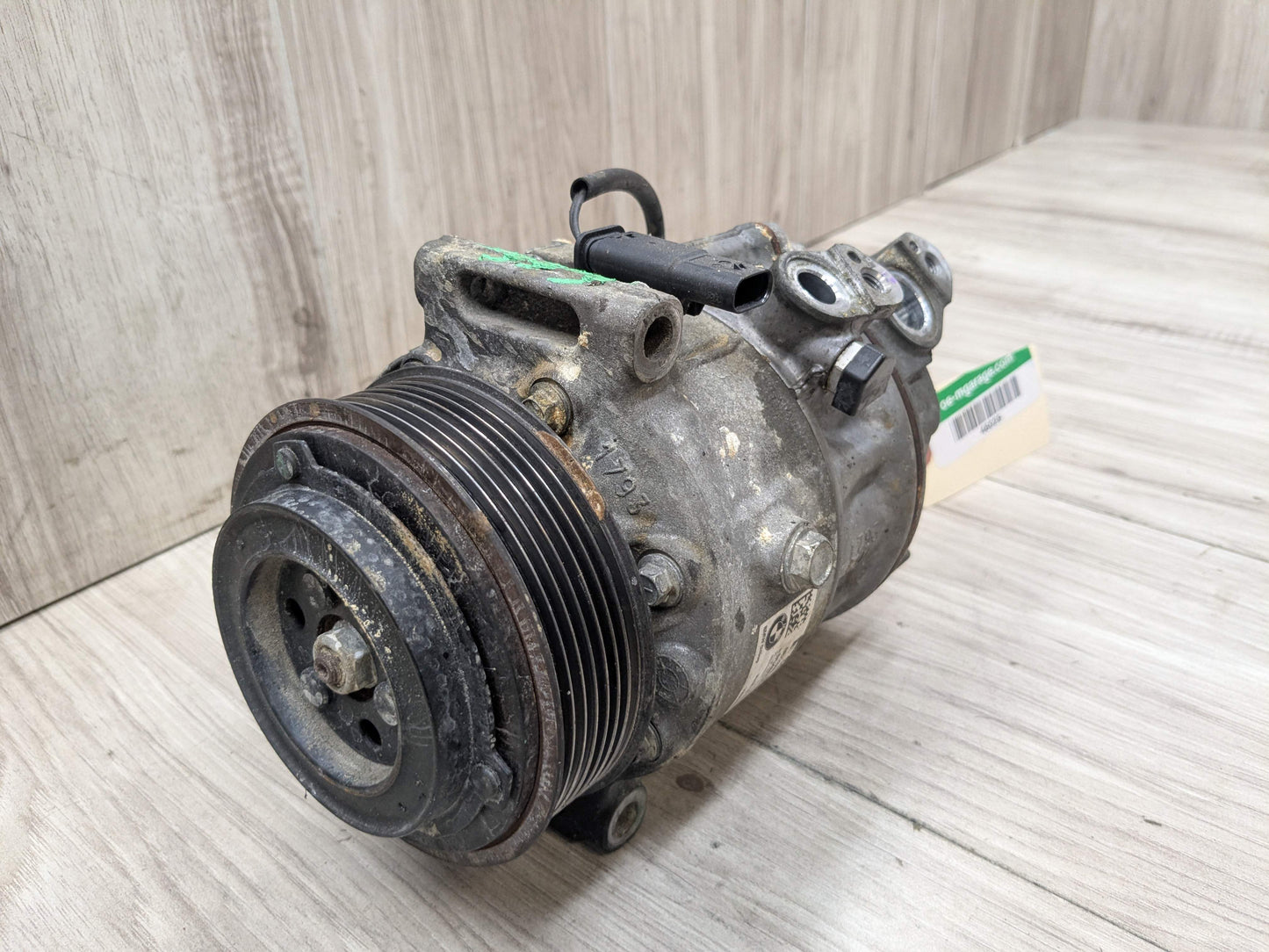 OEM BMW F90 F93 G05 G07 G12 G16 G30 AC Compressor Clutch Pump W/ Pulley N63 S63