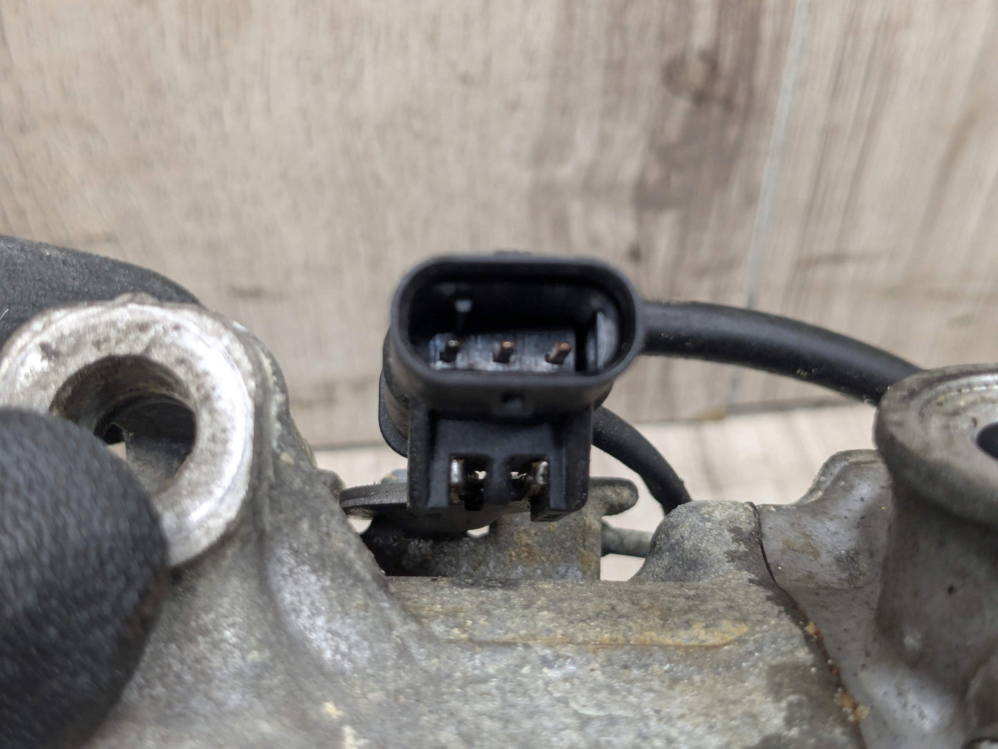 OEM BMW F90 F93 G05 G07 G12 G16 G30 AC Compressor Clutch Pump W/ Pulley N63 S63