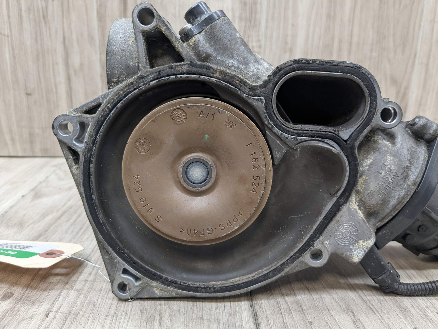 16-19 OEM BMW G12 G30 550 750 Engine N63 Water Pump Cooling Mechanical