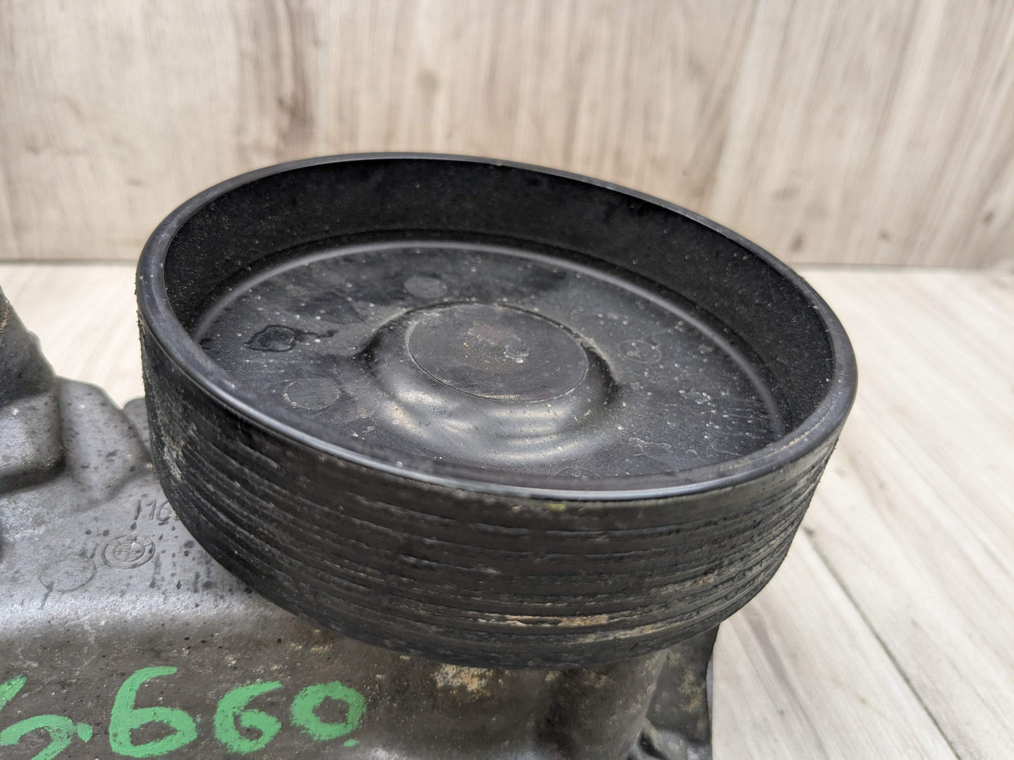 16-19 OEM BMW G12 G30 550 750 Engine N63 Water Pump Cooling Mechanical