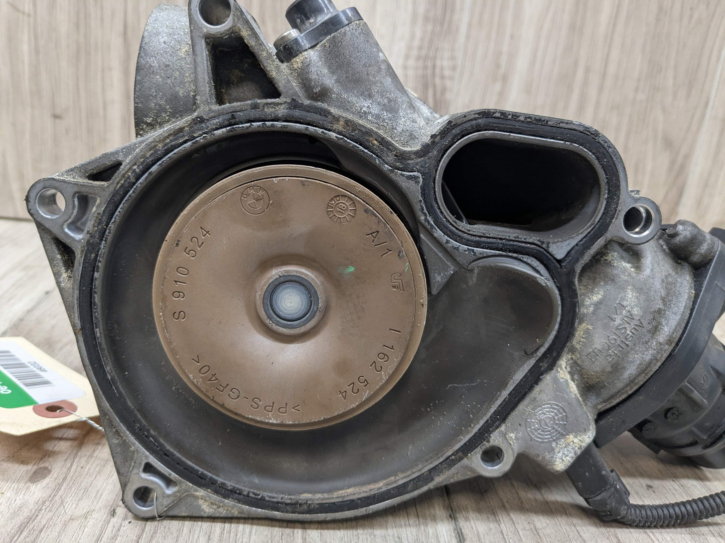 16-19 OEM BMW G12 G30 550 750 Engine N63 Water Pump Cooling Mechanical