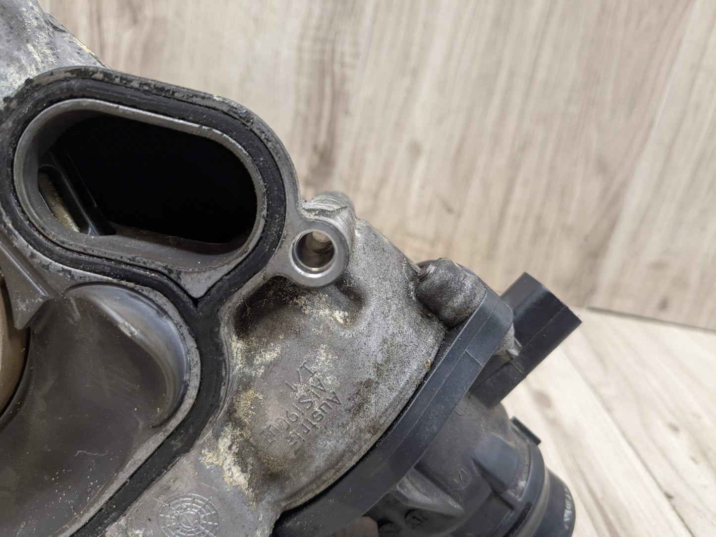 16-19 OEM BMW G12 G30 550 750 Engine N63 Water Pump Cooling Mechanical