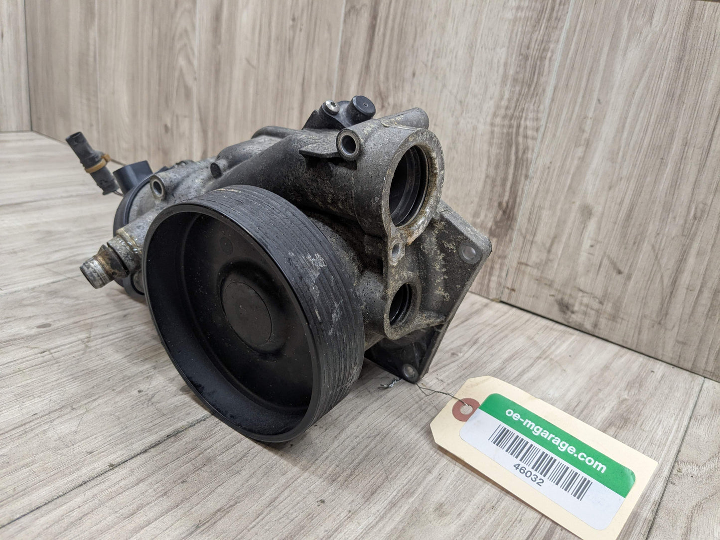 16-19 OEM BMW G12 G30 550 750 Engine N63 Water Pump Cooling Mechanical