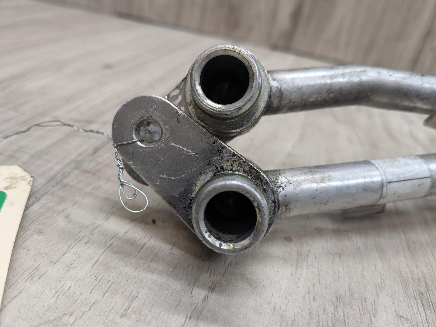 16-19 OEM BMW F90 M5 G12 750 G30 M550 Transmission Oil Cooler Line Inlet Outlet