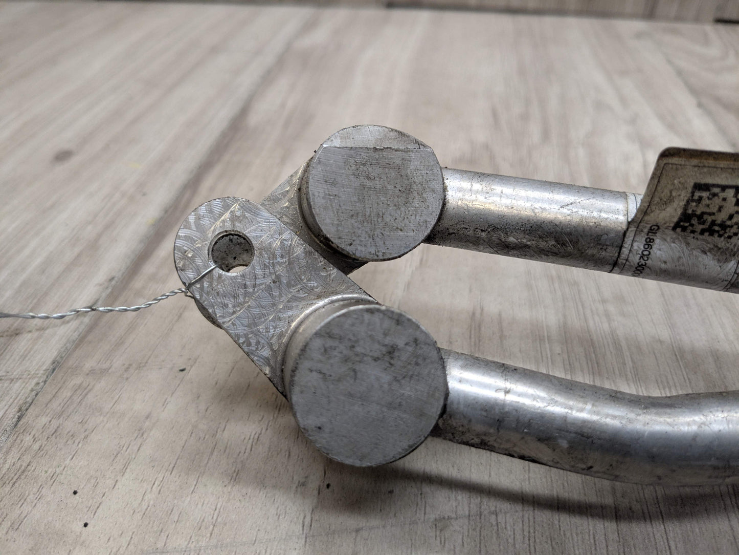 16-19 OEM BMW F90 M5 G12 750 G30 M550 Transmission Oil Cooler Line Inlet Outlet