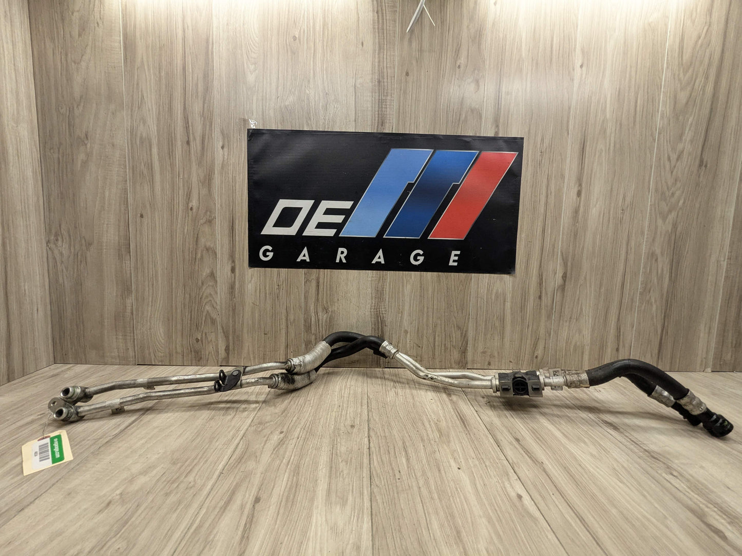 16-19 OEM BMW F90 M5 G12 750 G30 M550 Transmission Oil Cooler Line Inlet Outlet