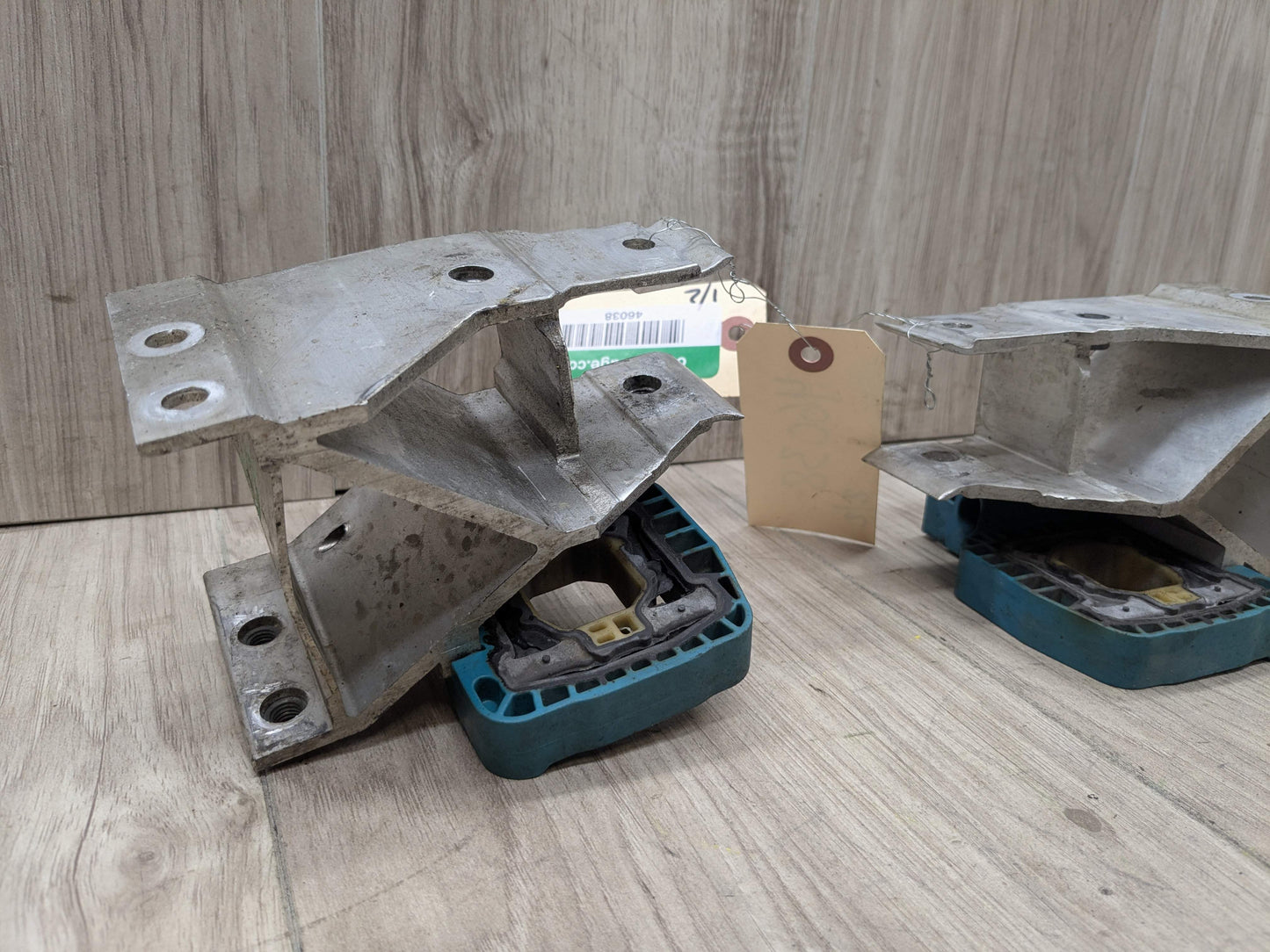 OEM BMW F90 F93 G11 G12 G16 G30 M5 Radiator Mount Support Bracket Left Right SET