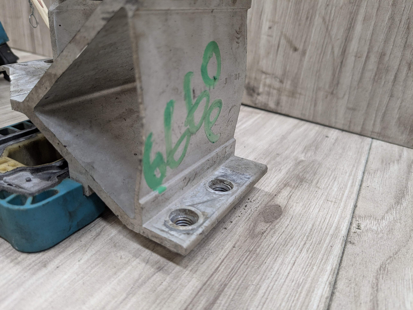 OEM BMW F90 F93 G11 G12 G16 G30 M5 Radiator Mount Support Bracket Left Right SET