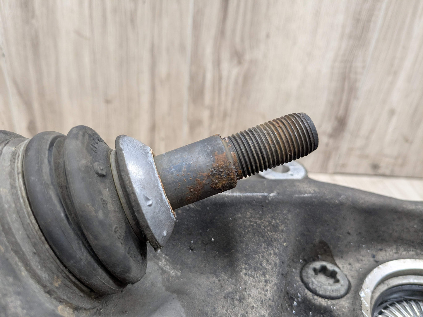 OEM BMW G30 530 540 M550 AWD Front Left Driver Hub Spindle Knuckle Wheel Bearing