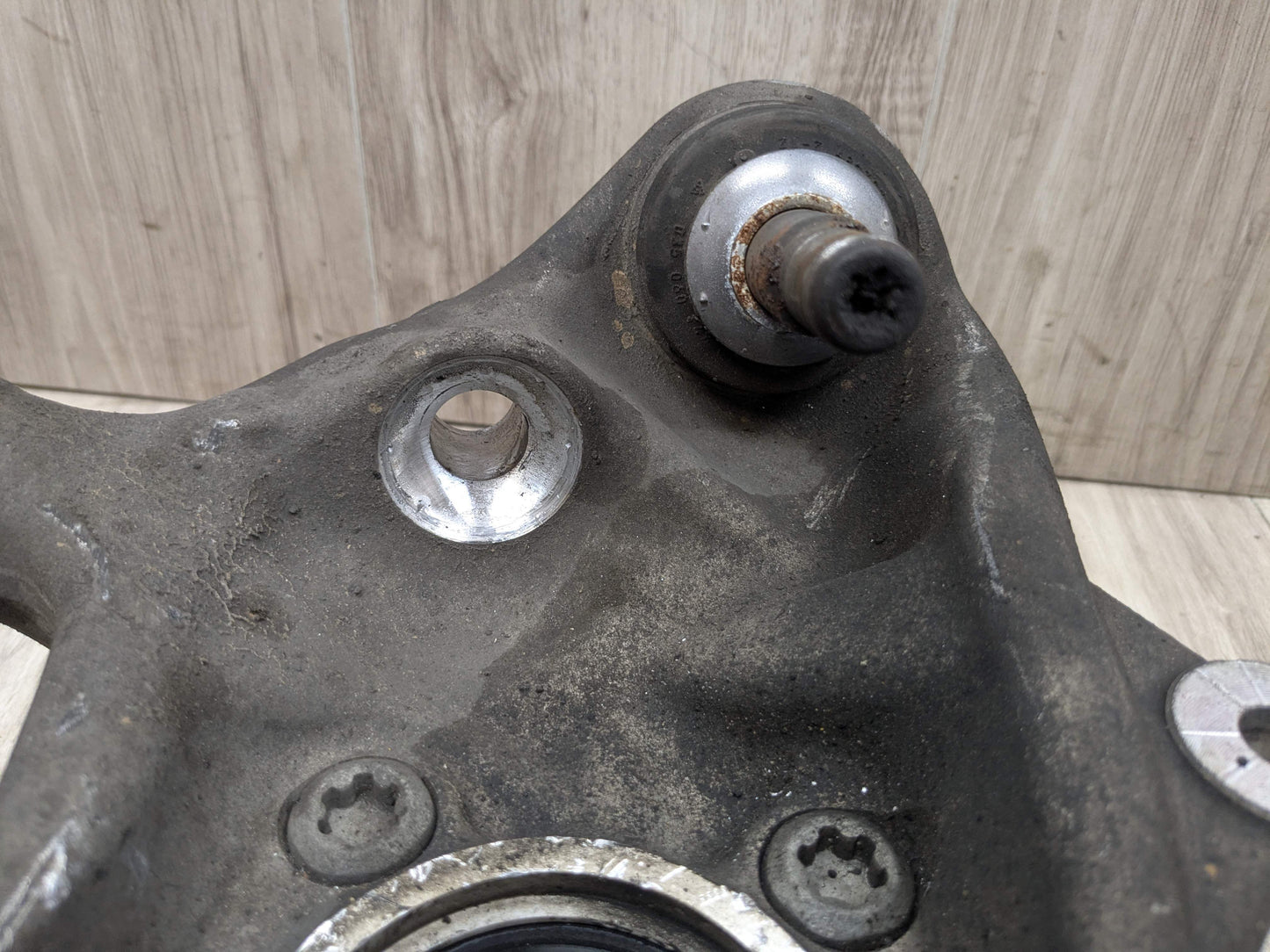 OEM BMW G30 530 540 M550 AWD Front Left Driver Hub Spindle Knuckle Wheel Bearing