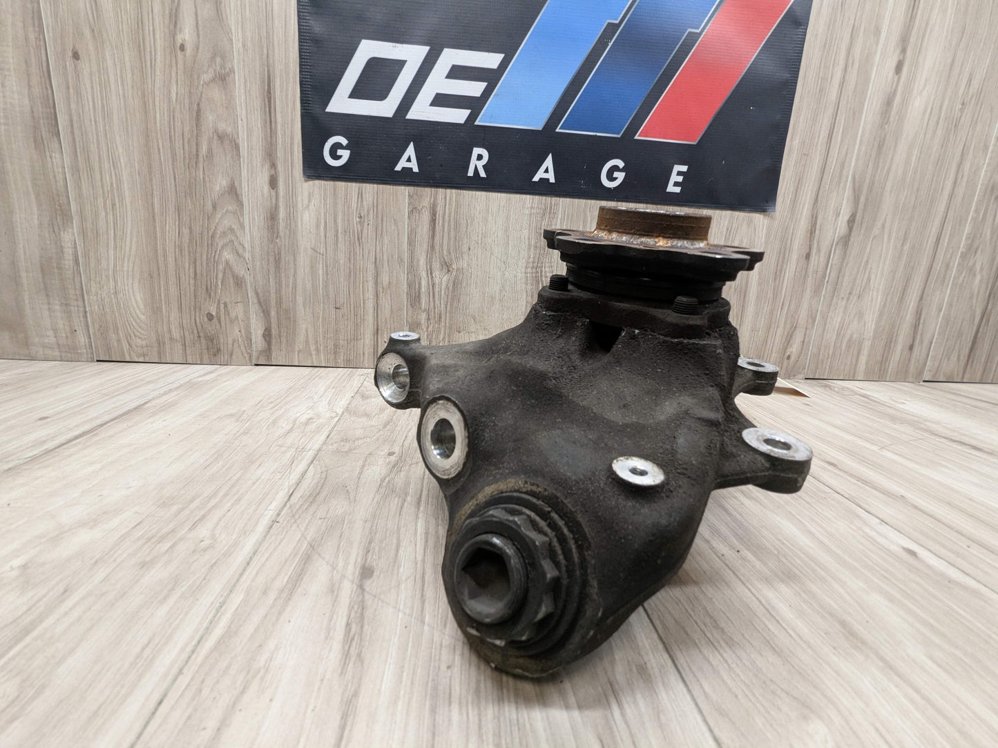 OEM BMW G30 530 540 M550 AWD Front Left Driver Hub Spindle Knuckle Wheel Bearing