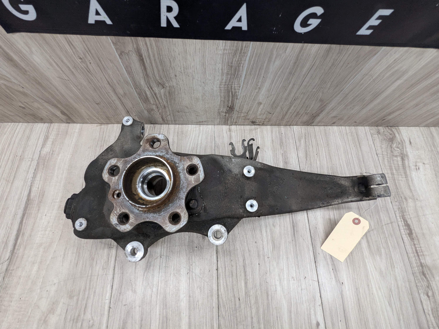 OEM BMW G30 530 540 M550 AWD Front Left Driver Hub Spindle Knuckle Wheel Bearing