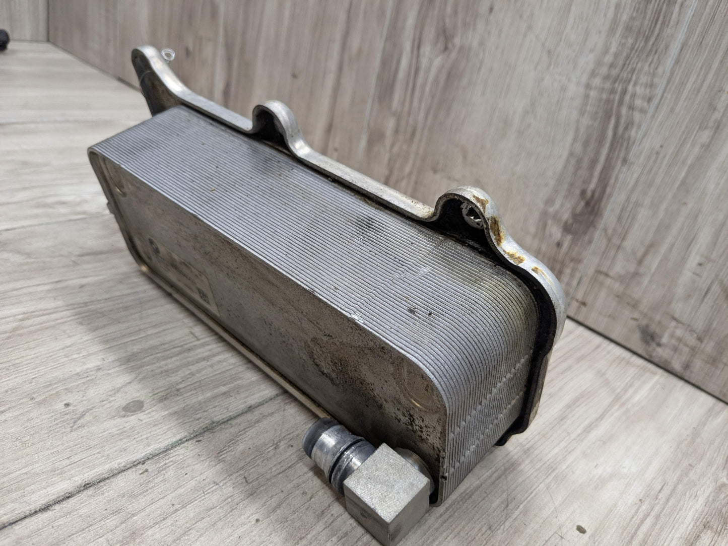 16-24 OEM BMW G05 G11 G12 G30 N63 Auto Transmission Oil Cooler Heat Exchanger