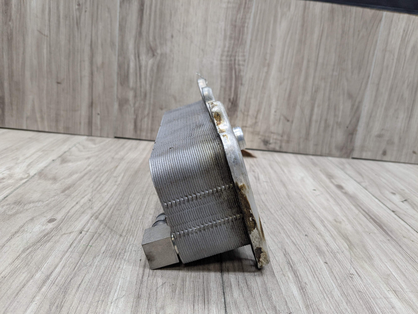 16-24 OEM BMW G05 G11 G12 G30 N63 Auto Transmission Oil Cooler Heat Exchanger