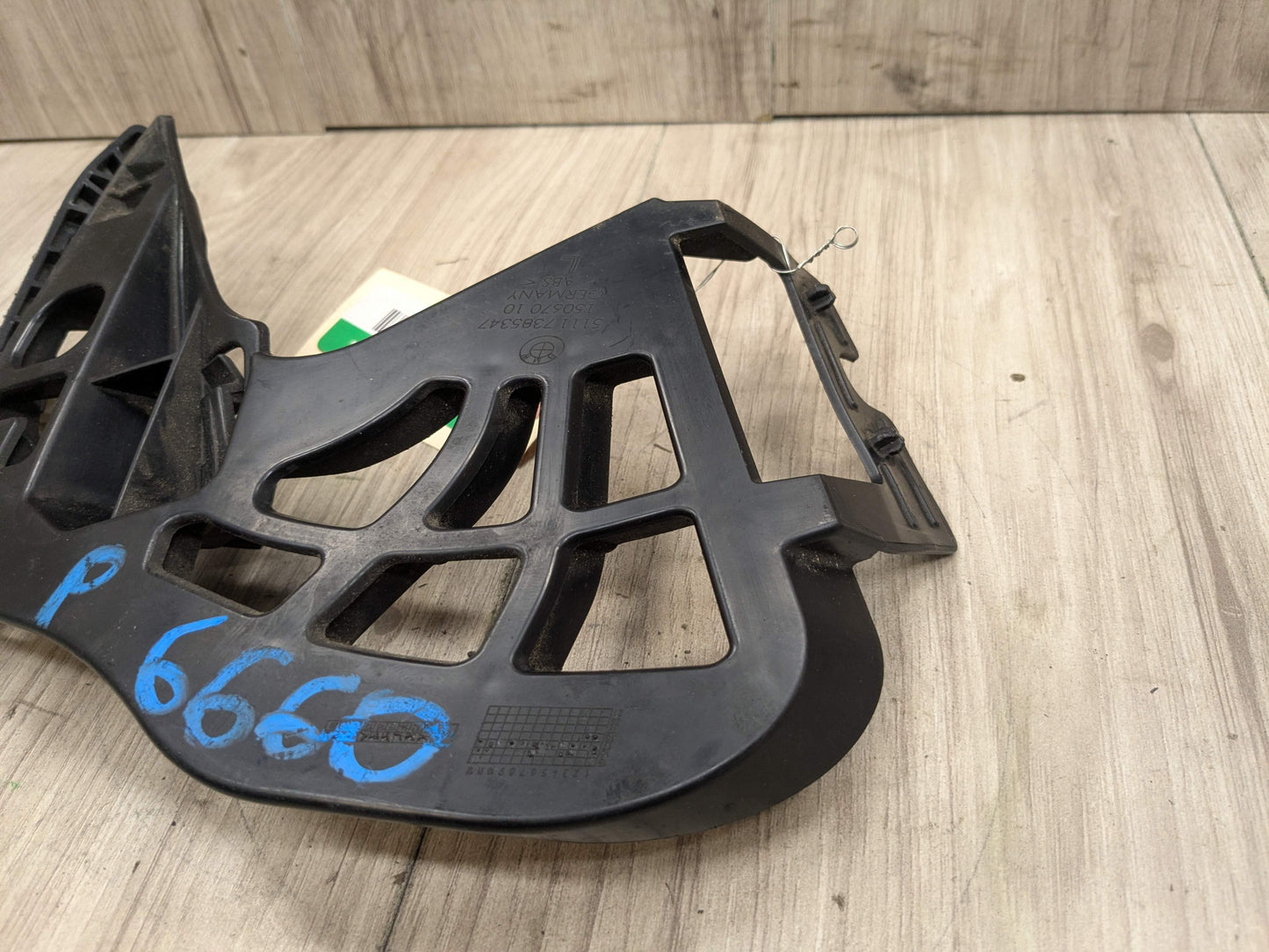 17-23 OEM BMW G30 530 540 Front Bumper Left Driver Side Bracket Support