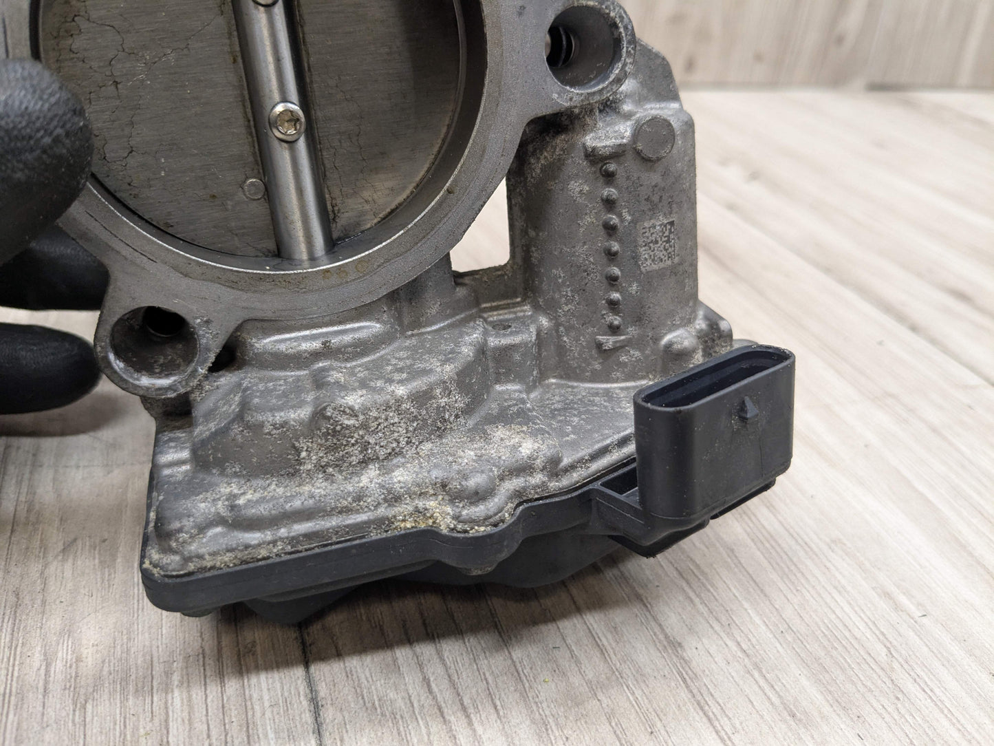 OEM BMW F39 F44 F48 F90 G05 G12 750 G30 M550 M8 Engine B46 N63 S63 Throttle Body