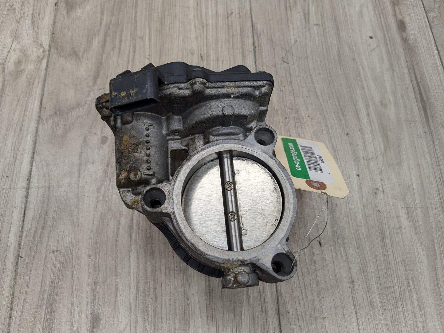 OEM BMW F39 F44 F48 F90 G05 G12 750 G30 M550 M8 Engine B46 N63 S63 Throttle Body