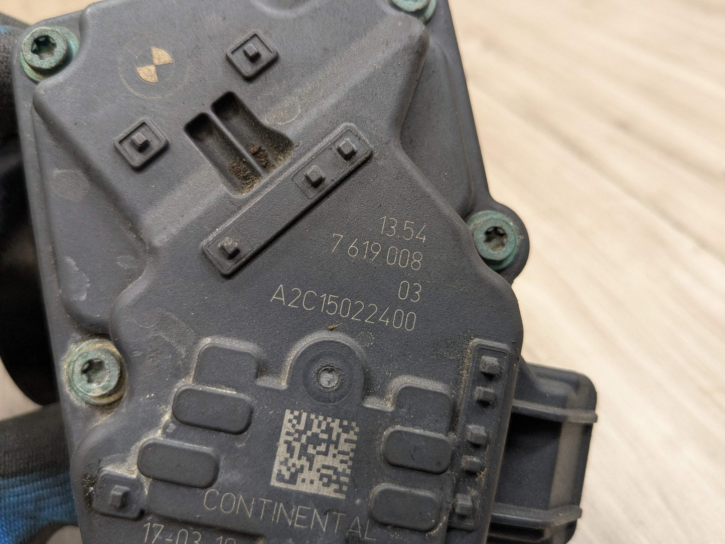 OEM BMW F39 F44 F48 F90 G05 G12 750 G30 M550 M8 Engine B46 N63 S63 Throttle Body