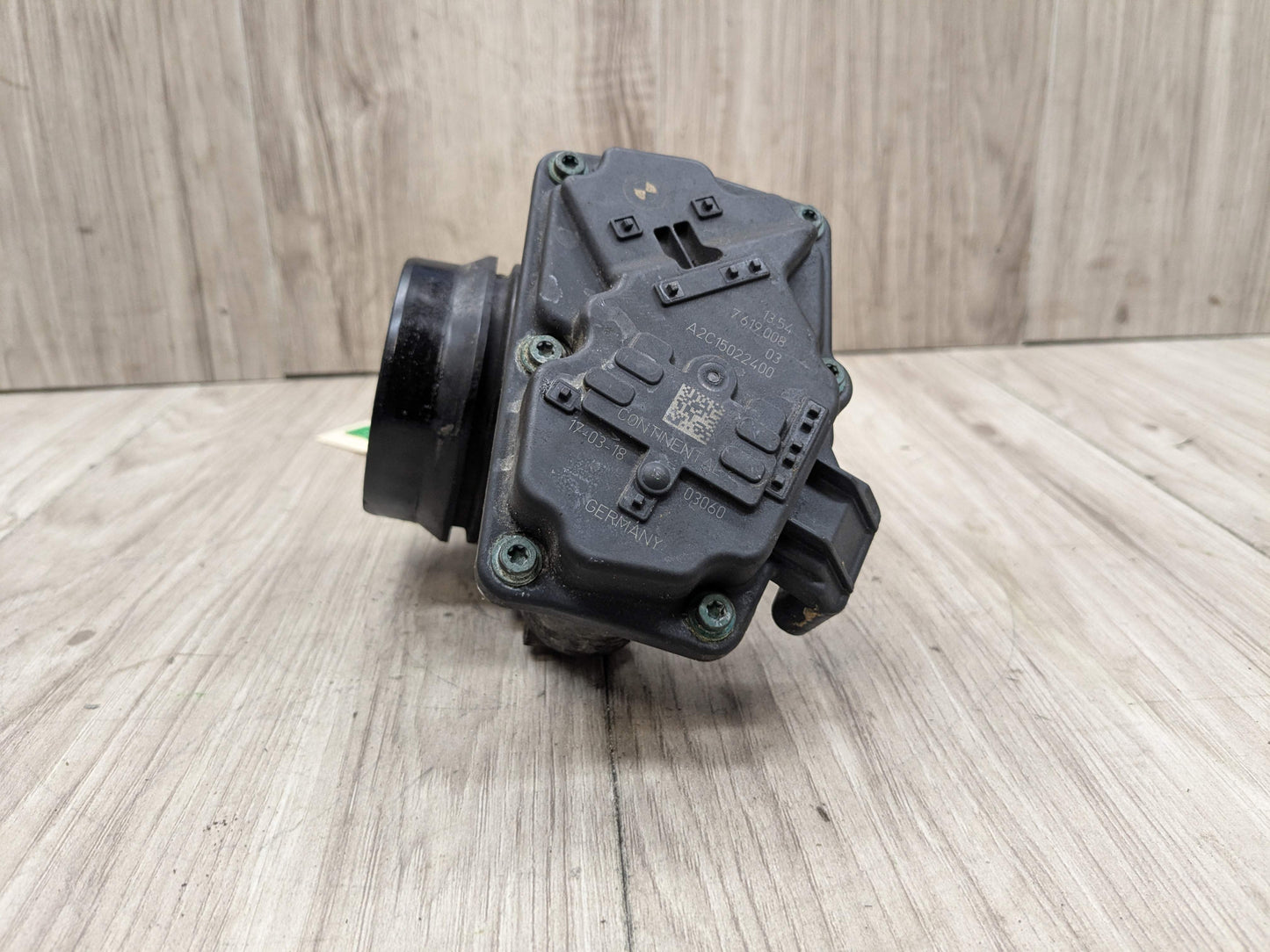 OEM BMW F39 F44 F48 F90 G05 G12 750 G30 M550 M8 Engine B46 N63 S63 Throttle Body