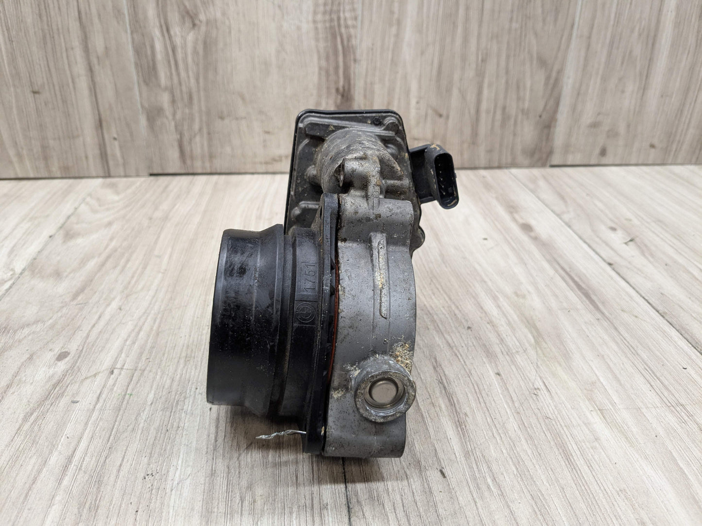 OEM BMW F39 F44 F48 F90 G05 G12 750 G30 M550 M8 Engine B46 N63 S63 Throttle Body