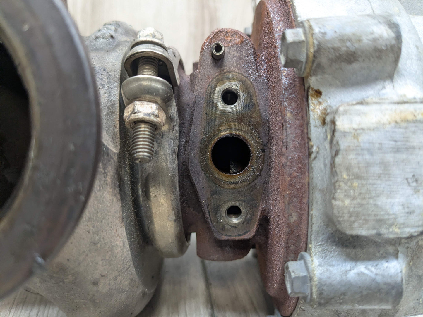 PRE-LCI OEM BMW G05 G07 G11 G12 G30 M550 X5 Left Driver Turbo Charger SET N63