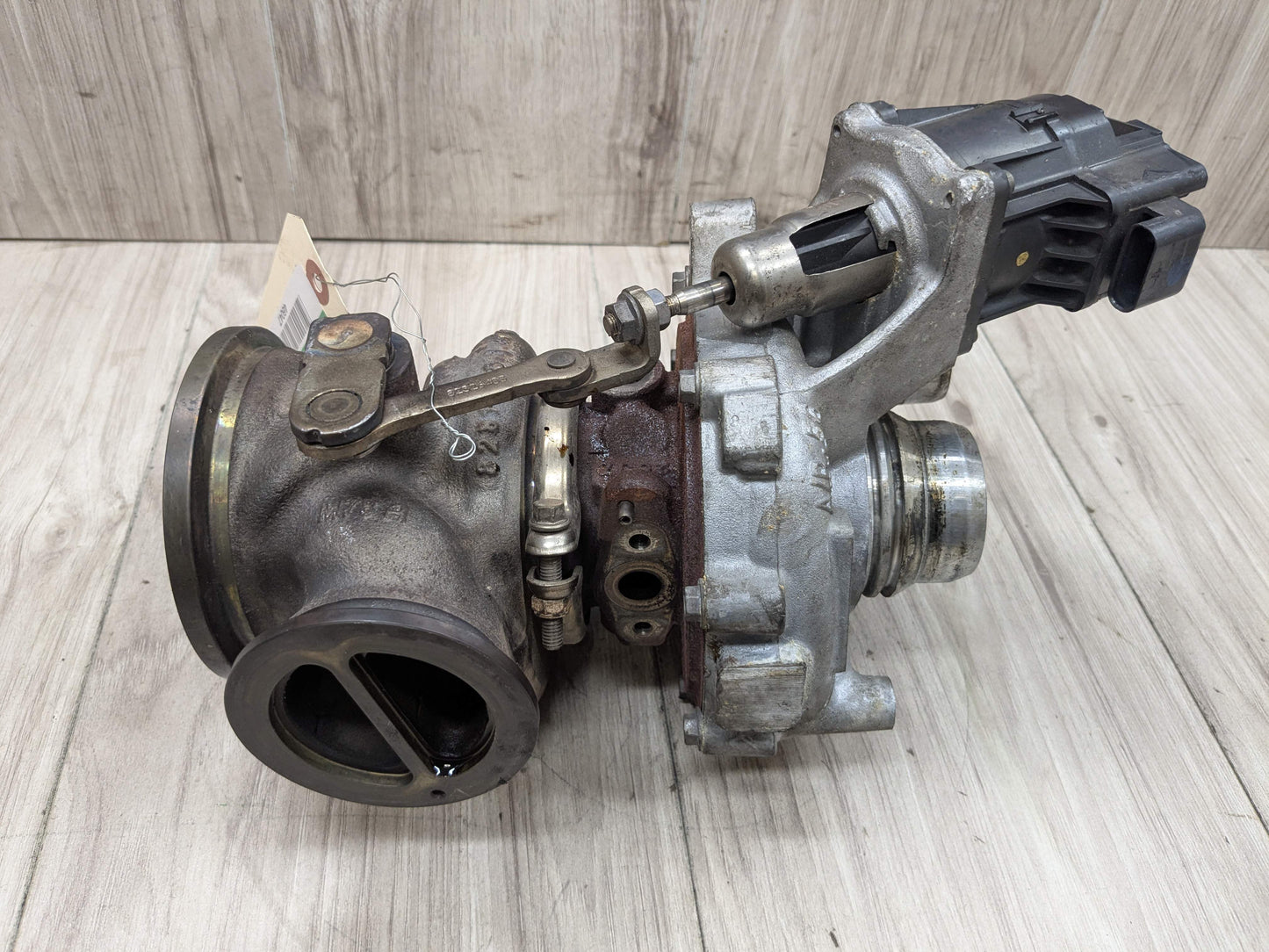 PRE-LCI OEM BMW G05 G07 G11 G12 G30 M550 X5 Left Driver Turbo Charger SET N63