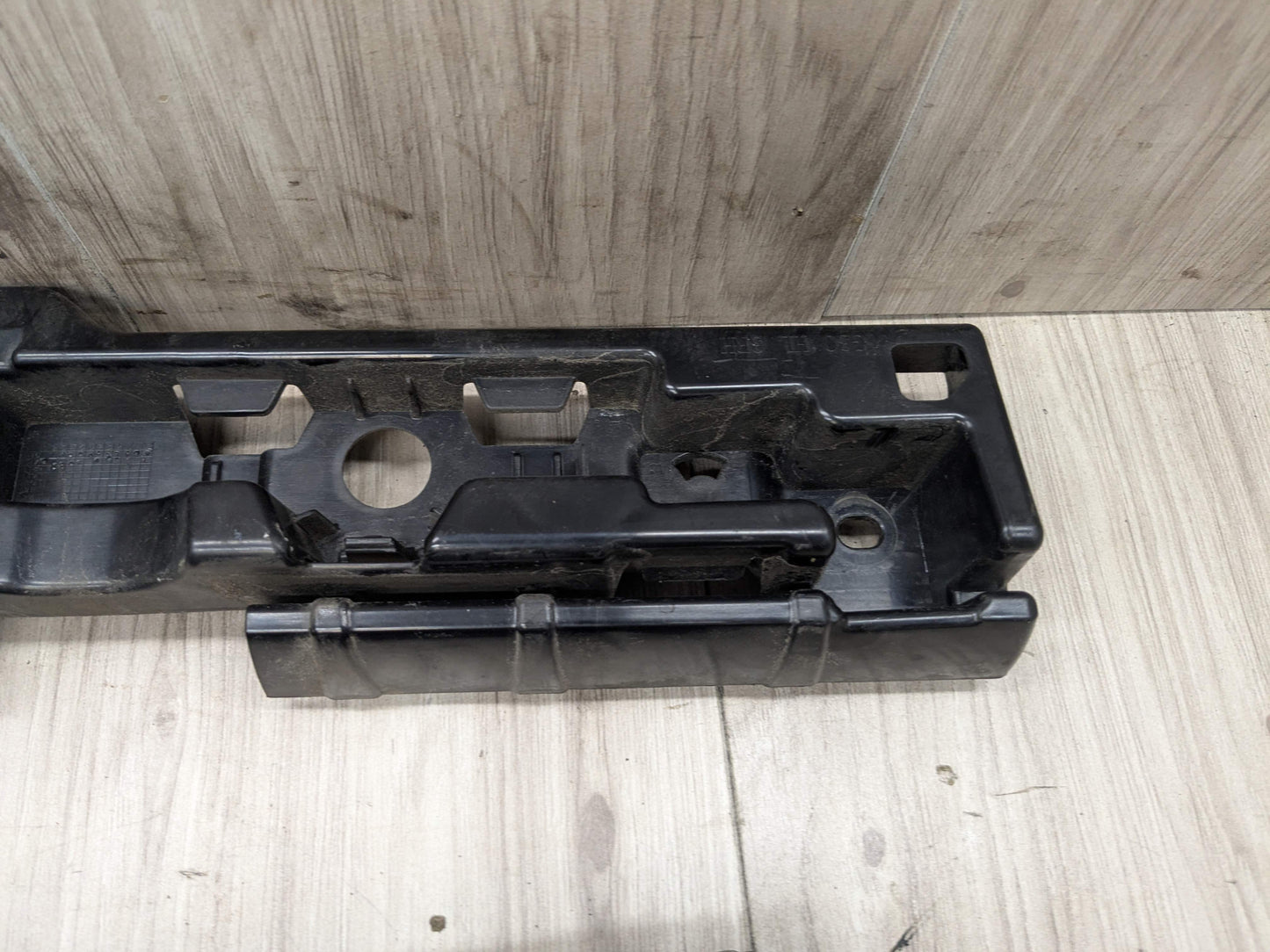 17-23 OEM BMW G30 F90 M5 Right Passenger Side Skirt Rocker Panel Bracket SET