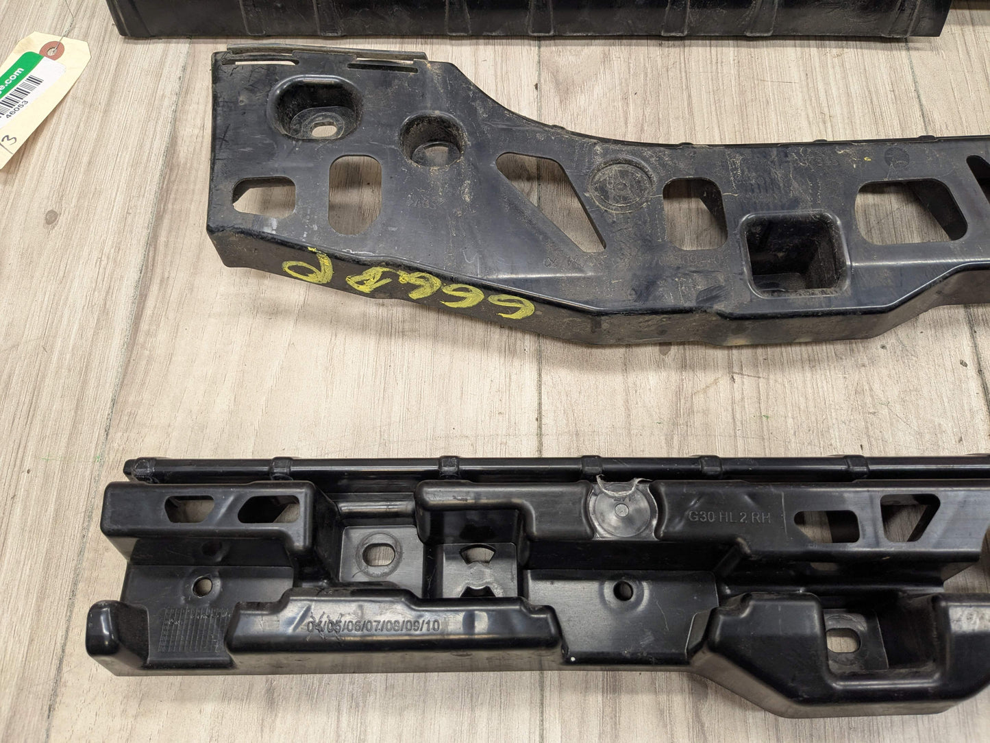 17-23 OEM BMW G30 F90 M5 Right Passenger Side Skirt Rocker Panel Bracket SET