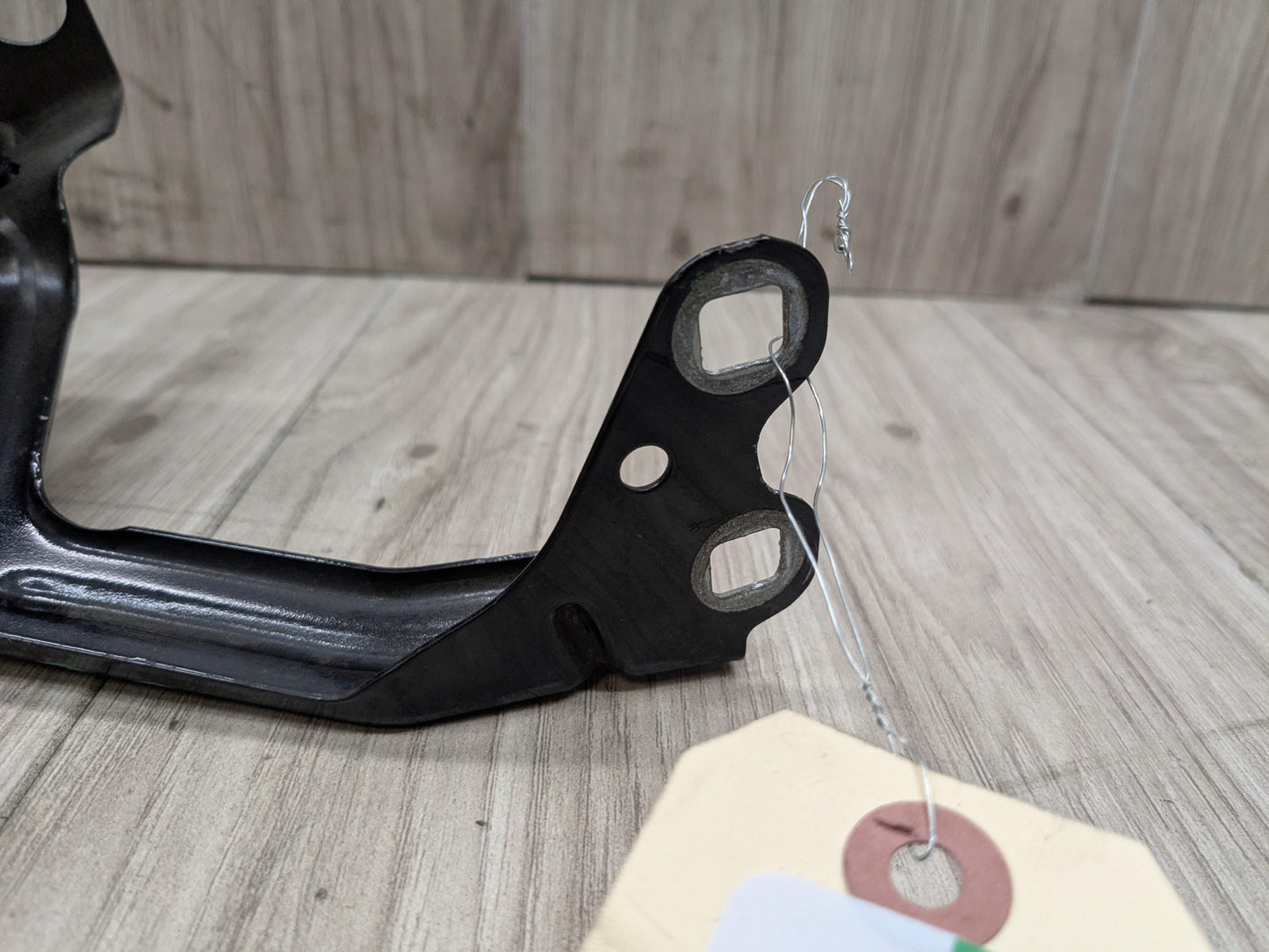 OEM BMW F90 G30 530 540 M550 M5 Front Left Driver Fender Wing Holder Bracket SET