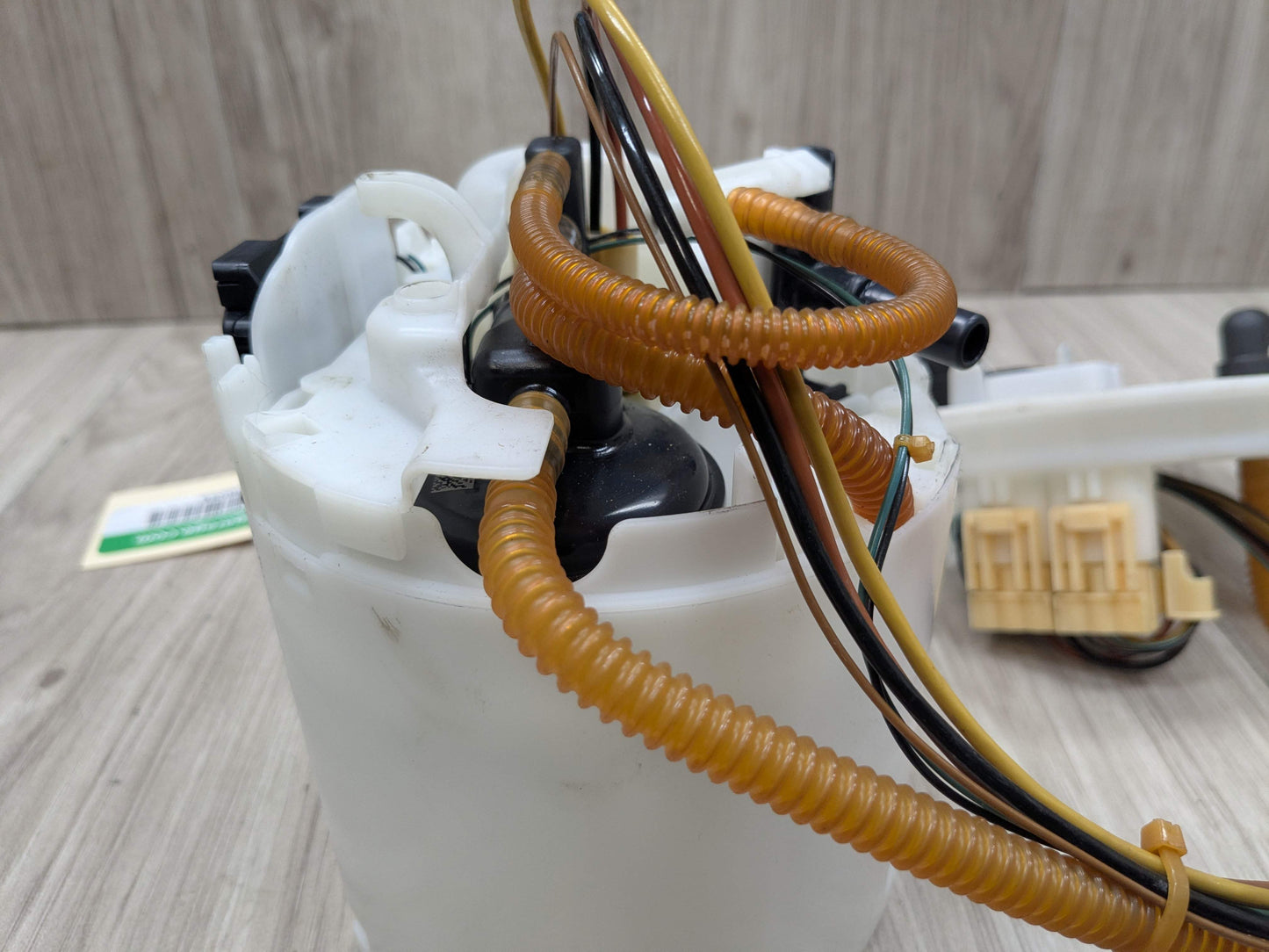 18-20 OEM BMW G30 M550iX Engine N63R Gas Tank Mount Fuel Pump w/ Sending Unit