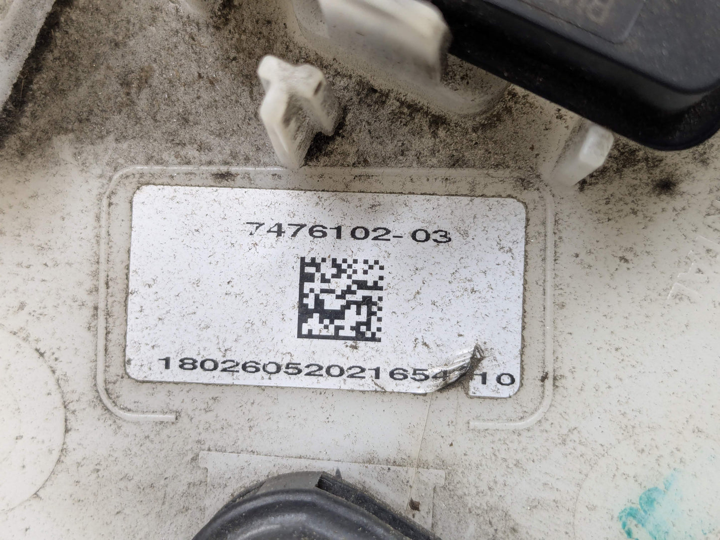 18-20 OEM BMW G30 M550iX Engine N63R Gas Tank Mount Fuel Pump w/ Sending Unit