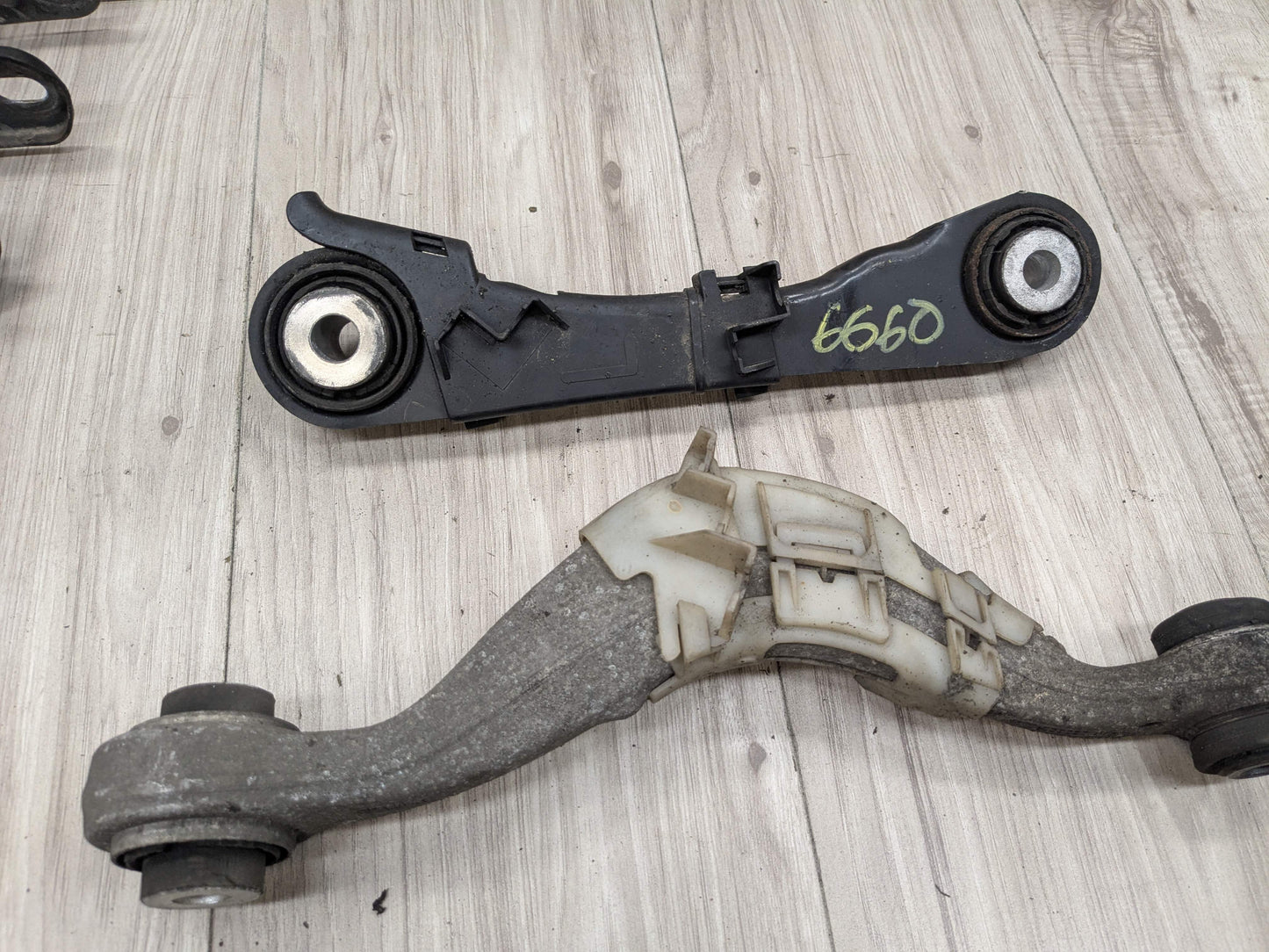 OEM BMW G11 G12 G14 G15 G16 G30 Rear Left Driver Upper Lower Control Arm SET