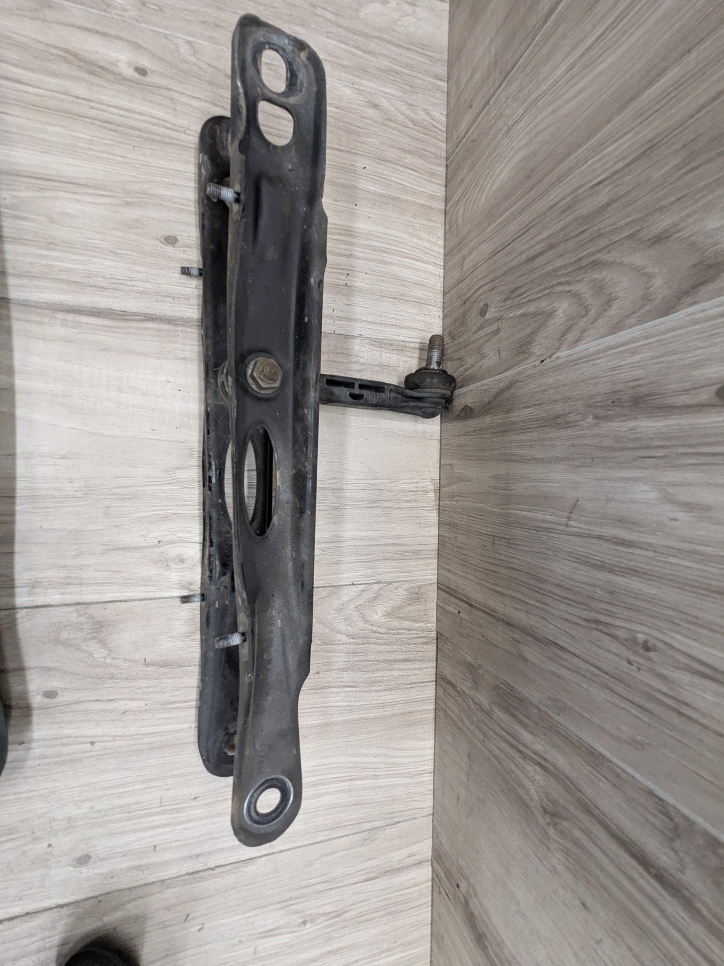 OEM BMW G11 G12 G14 G15 G16 G30 Rear Left Driver Upper Lower Control Arm SET