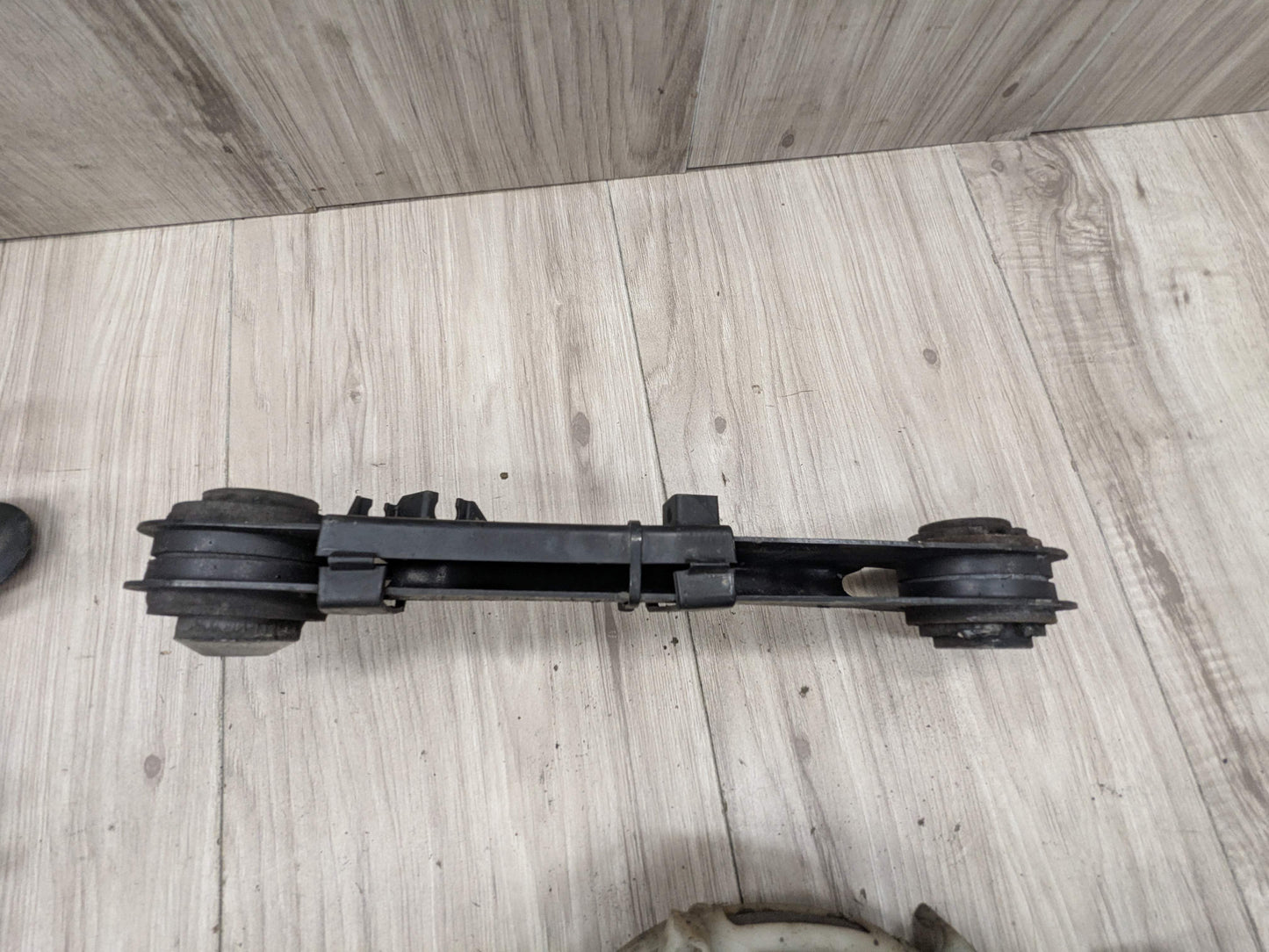 OEM BMW G11 G12 G14 G15 G16 G30 Rear Left Driver Upper Lower Control Arm SET