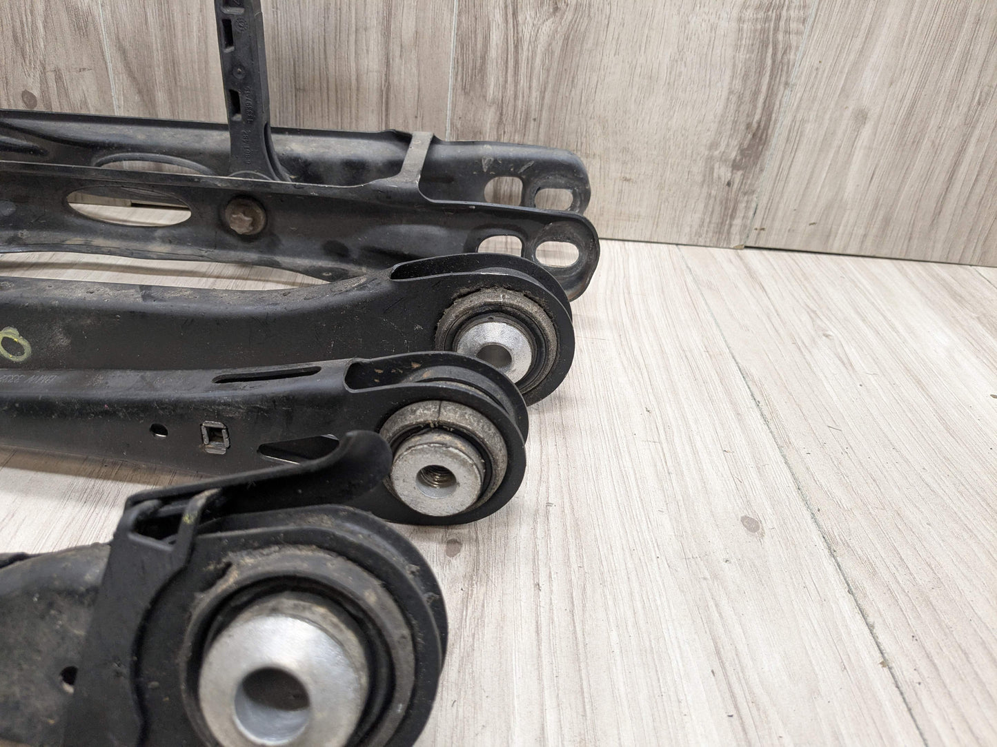 OEM BMW G11 G12 G14 G15 G16 G30 Rear Left Driver Upper Lower Control Arm SET