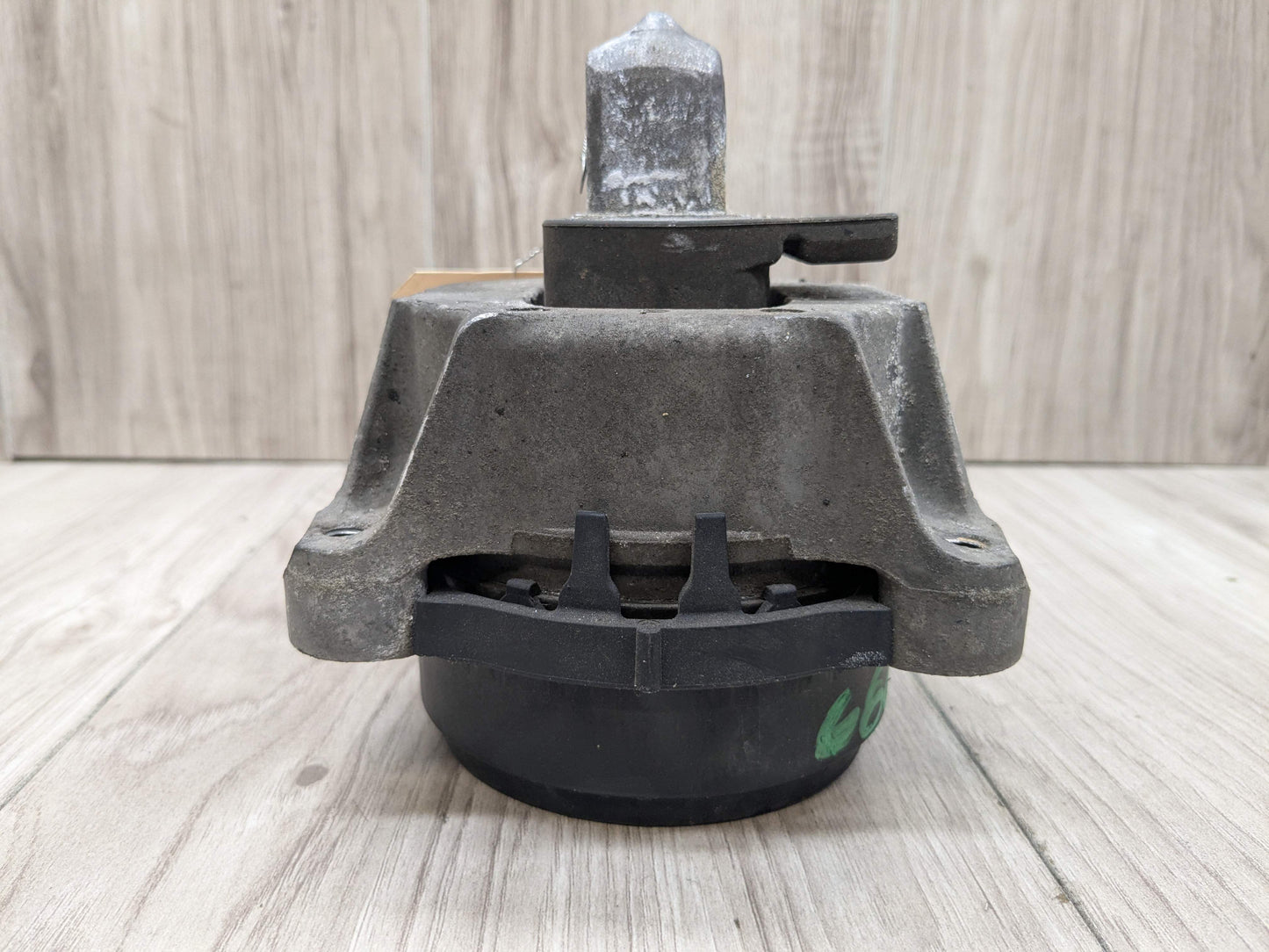 OEM BMW F90 G05 G12 G30 X5 Engine N63 S63 Right Passenger Motor Mount Support