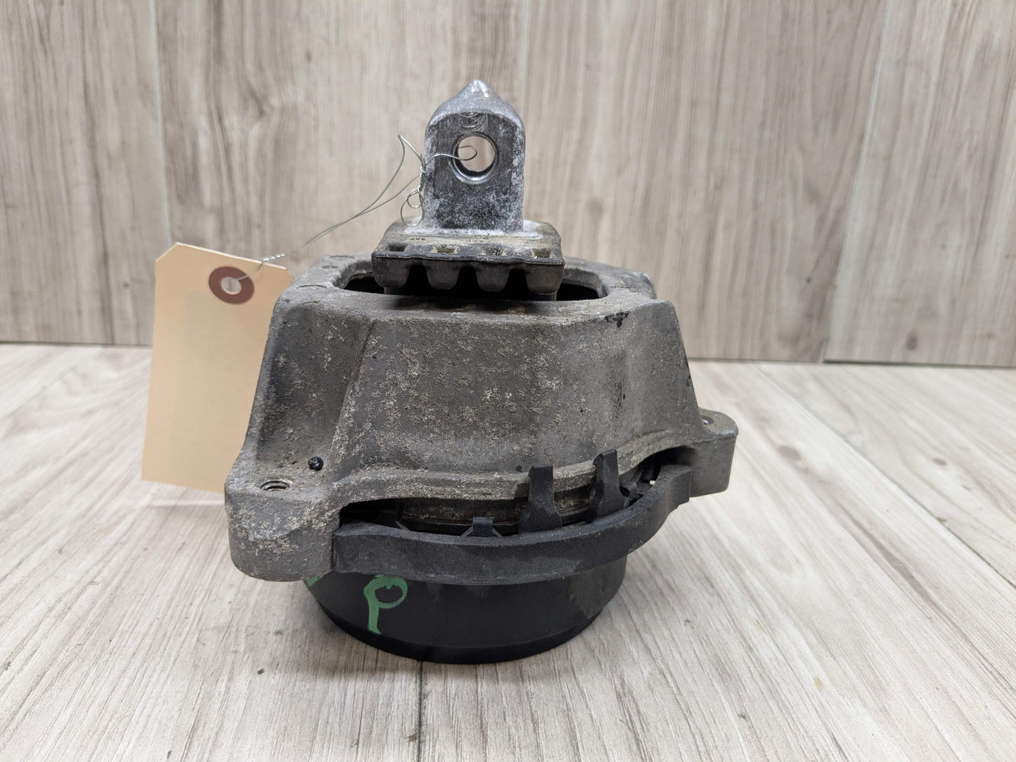 OEM BMW  F90 G05 G12 G30 X5 M550 Engine N63 S63 Left Driver Motor Mount Support