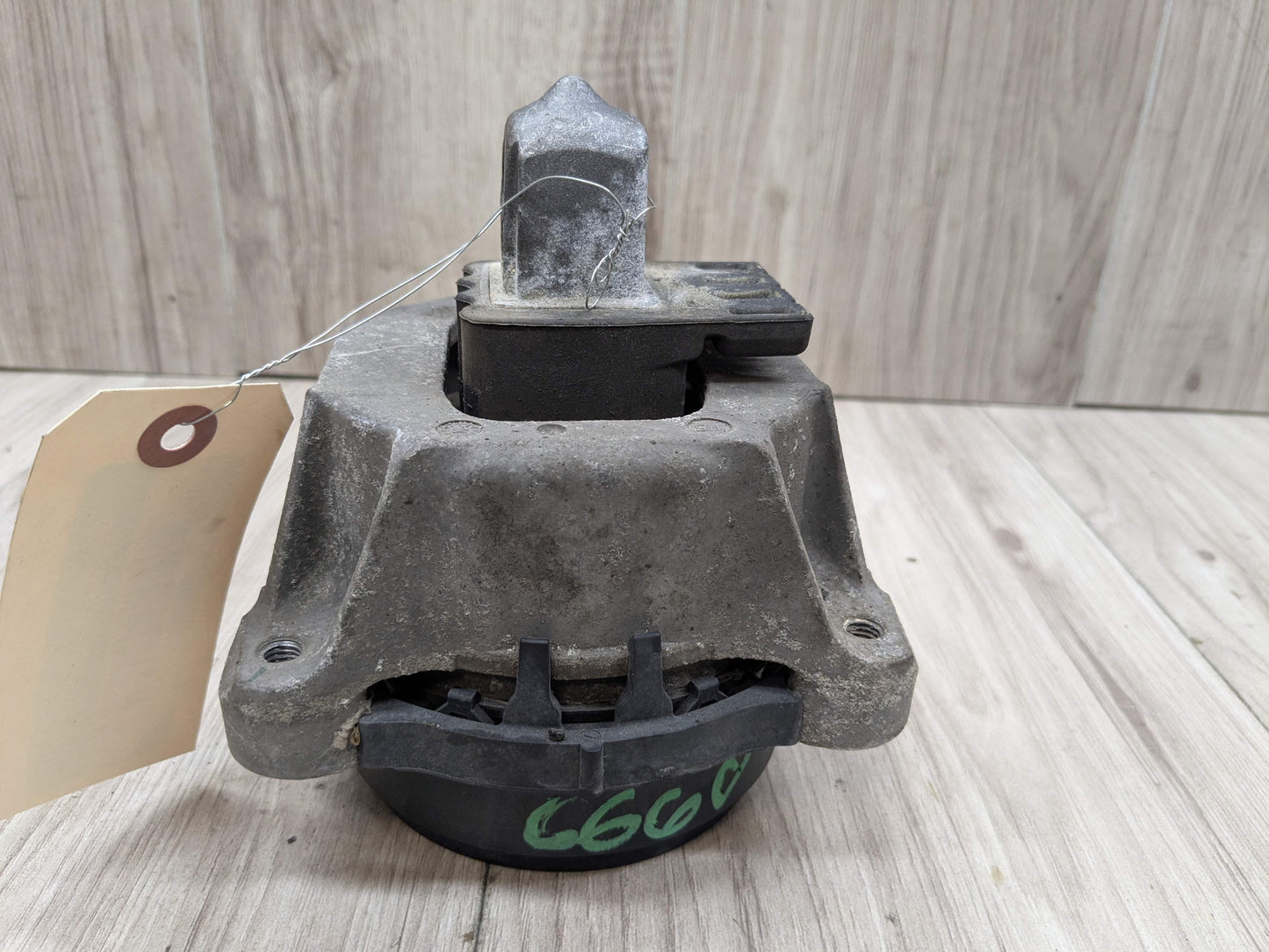 OEM BMW  F90 G05 G12 G30 X5 M550 Engine N63 S63 Left Driver Motor Mount Support