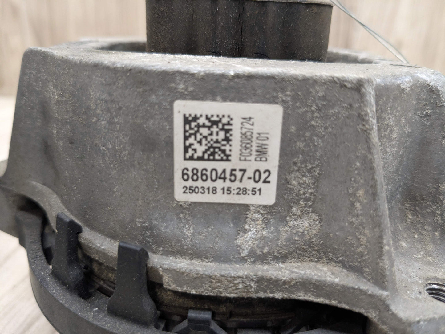 OEM BMW  F90 G05 G12 G30 X5 M550 Engine N63 S63 Left Driver Motor Mount Support