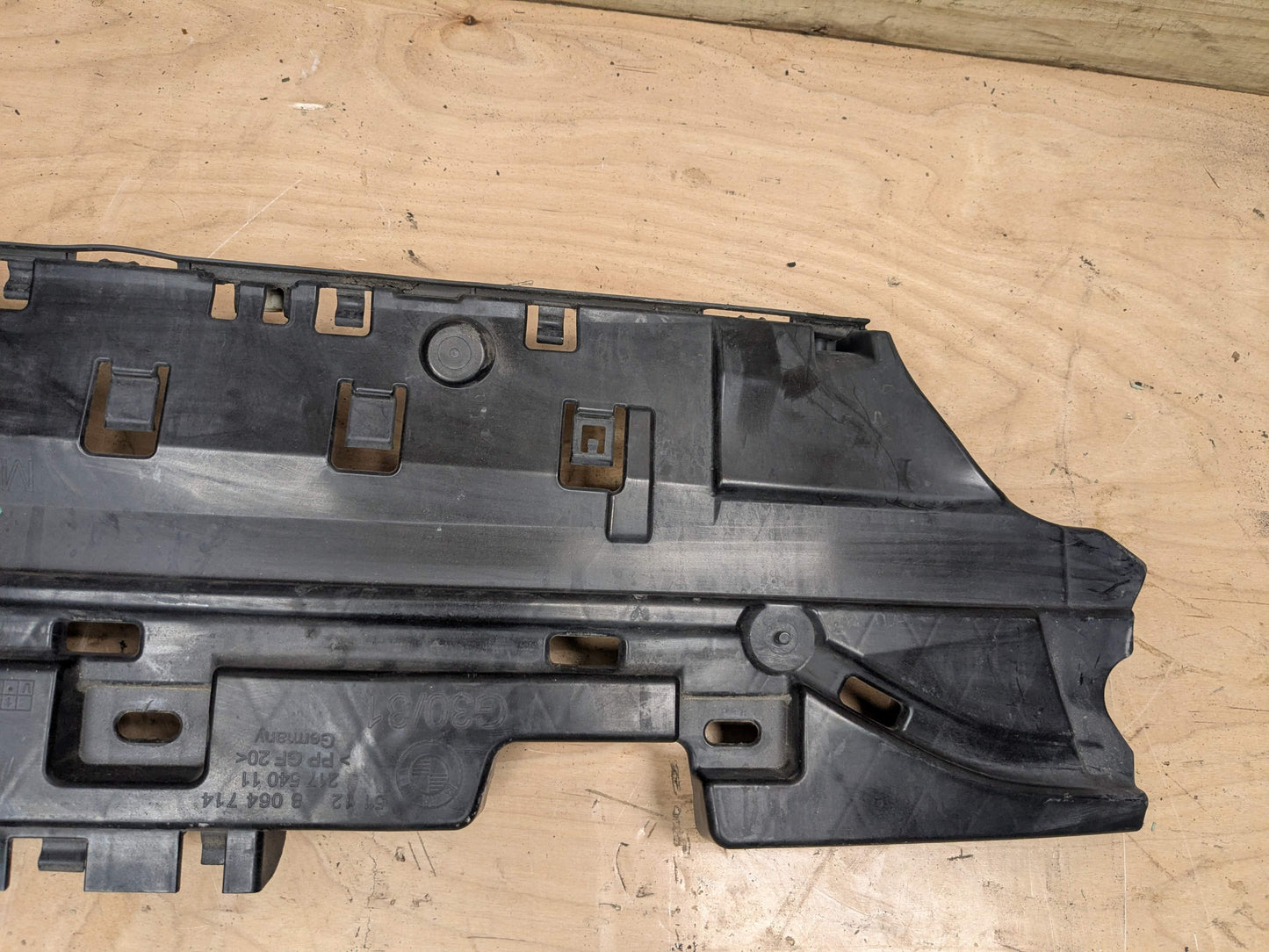 18-23 OEM BMW G30 M550 REAR Bumper Reinforcement Rebar Carrier Impact Crash Bar