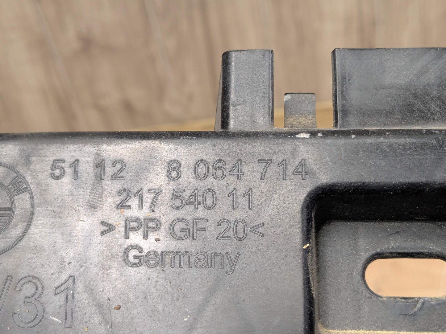 18-23 OEM BMW G30 M550 REAR Bumper Reinforcement Rebar Carrier Impact Crash Bar