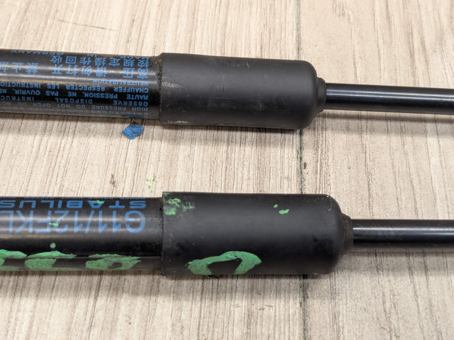 OEM BMW F90 G12 G30 Front Hood Hinge Left Right Lift Support Shock Strut SET