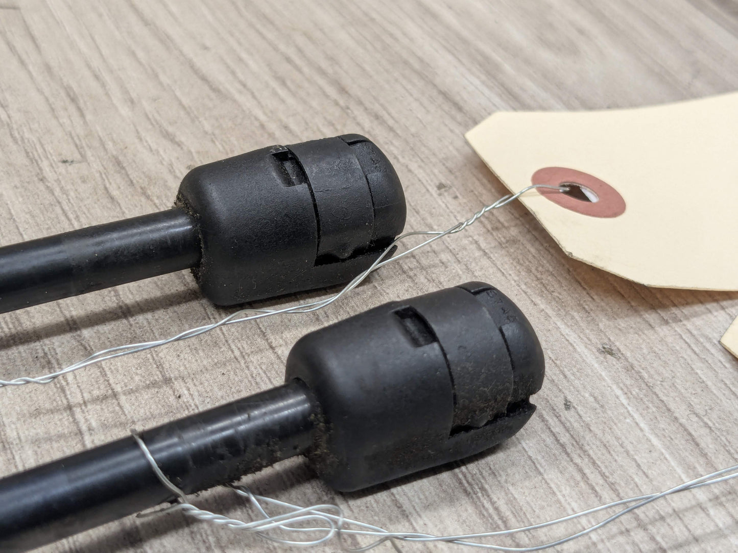 OEM BMW F90 G12 G30 Front Hood Hinge Left Right Lift Support Shock Strut SET