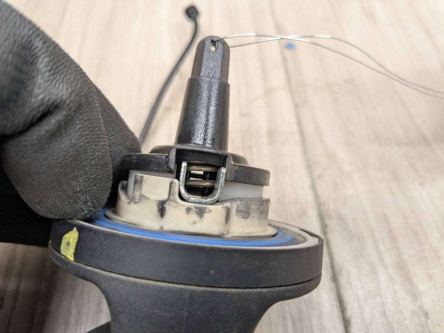 OEM BMW F15 F30 F44 F48 F80 G01 G05 G20 G30 G80 M3 M4 Fuel Gas Tank Filler Cap