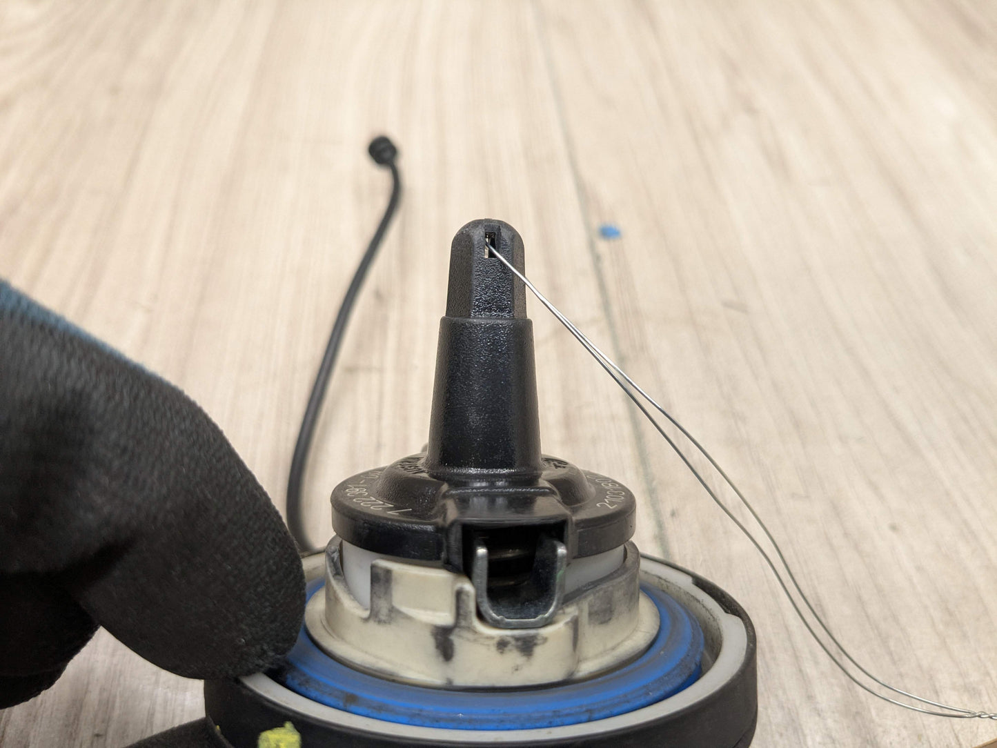 OEM BMW F15 F30 F44 F48 F80 G01 G05 G20 G30 G80 M3 M4 Fuel Gas Tank Filler Cap