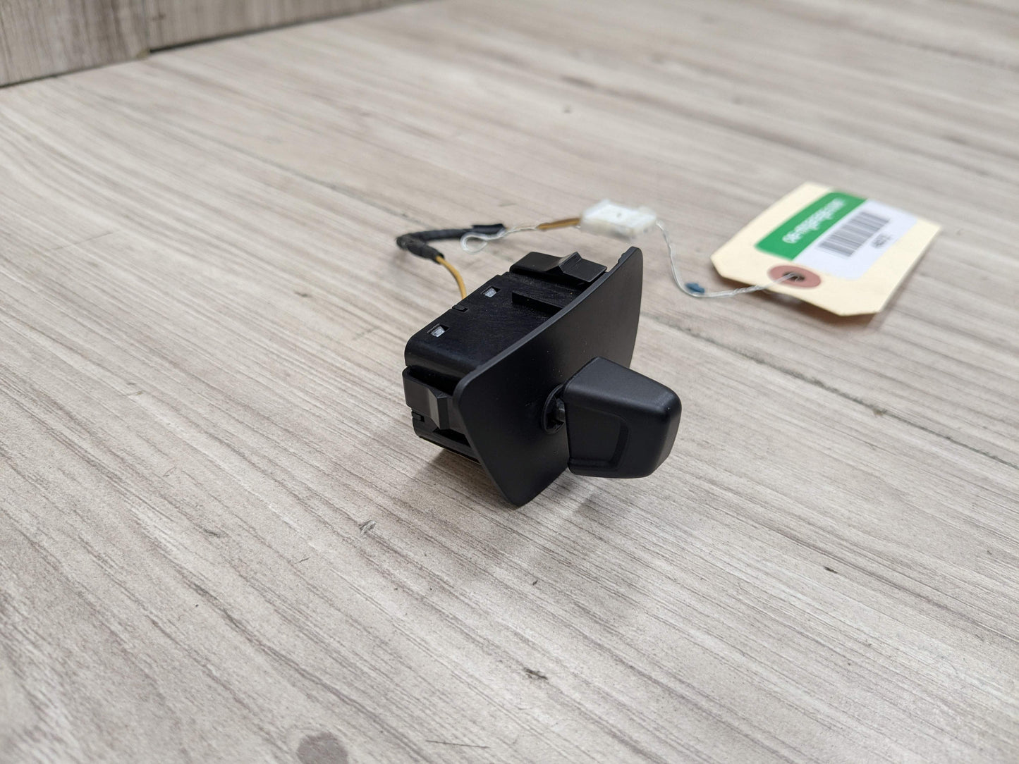 OEM BMW F90 G05 G06 G07 G11 G12 G30 Steering Wheel Column Adjust Control Switch