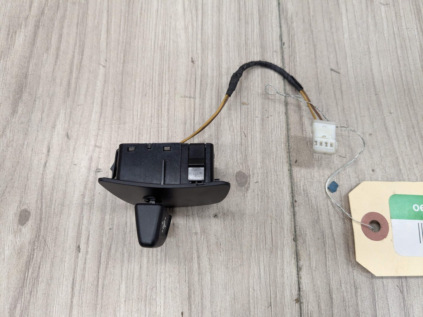 OEM BMW F90 G05 G06 G07 G11 G12 G30 Steering Wheel Column Adjust Control Switch