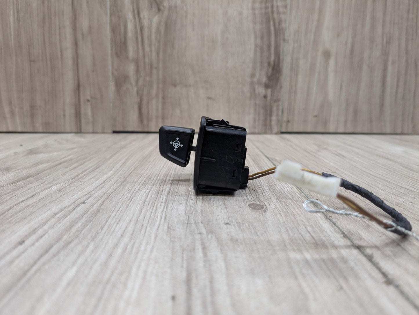 OEM BMW F90 G05 G06 G07 G11 G12 G30 Steering Wheel Column Adjust Control Switch